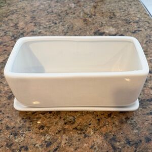 White Ceramic Rectangular Pot